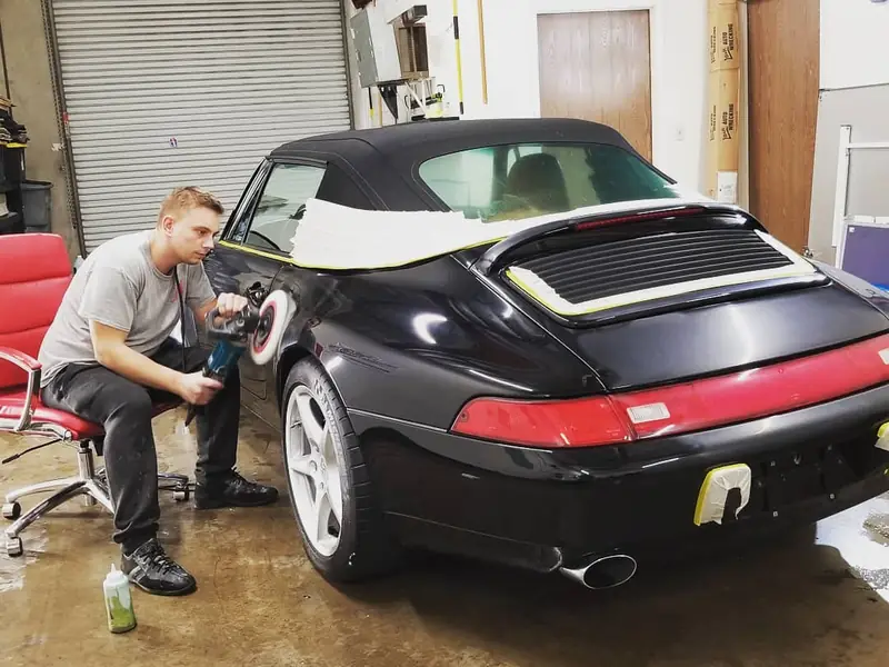 Porsche 911 (993) Cabriolet photographed by Alex on the job